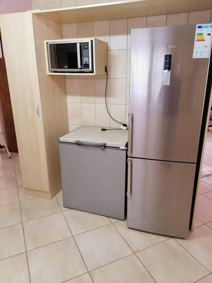 Jjp Self Catering - Three Bedroom House Людеріц Екстер'єр фото