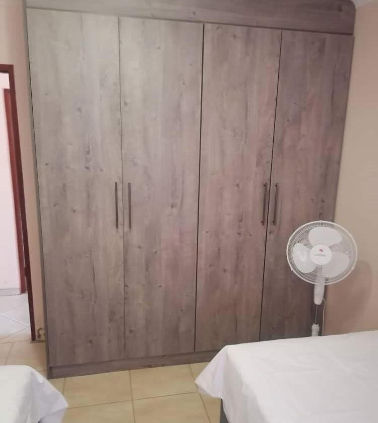 Jjp Self Catering - Three Bedroom House Людеріц Екстер'єр фото